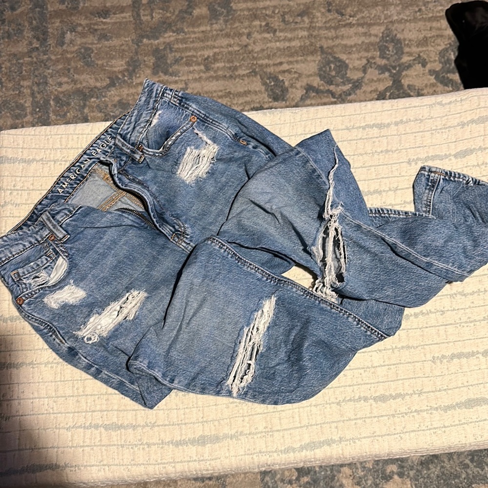 American Eagle Mom Jeans